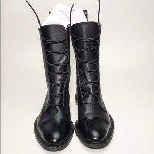 BRAND NEW NEVER WORN!!  INCH2 LEATHER BROGUE BOOTS